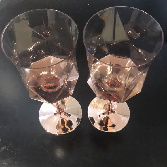 Luxe Habitat Copper Stem Wine Glasses set of 2 NWT - Picture 4 of 6